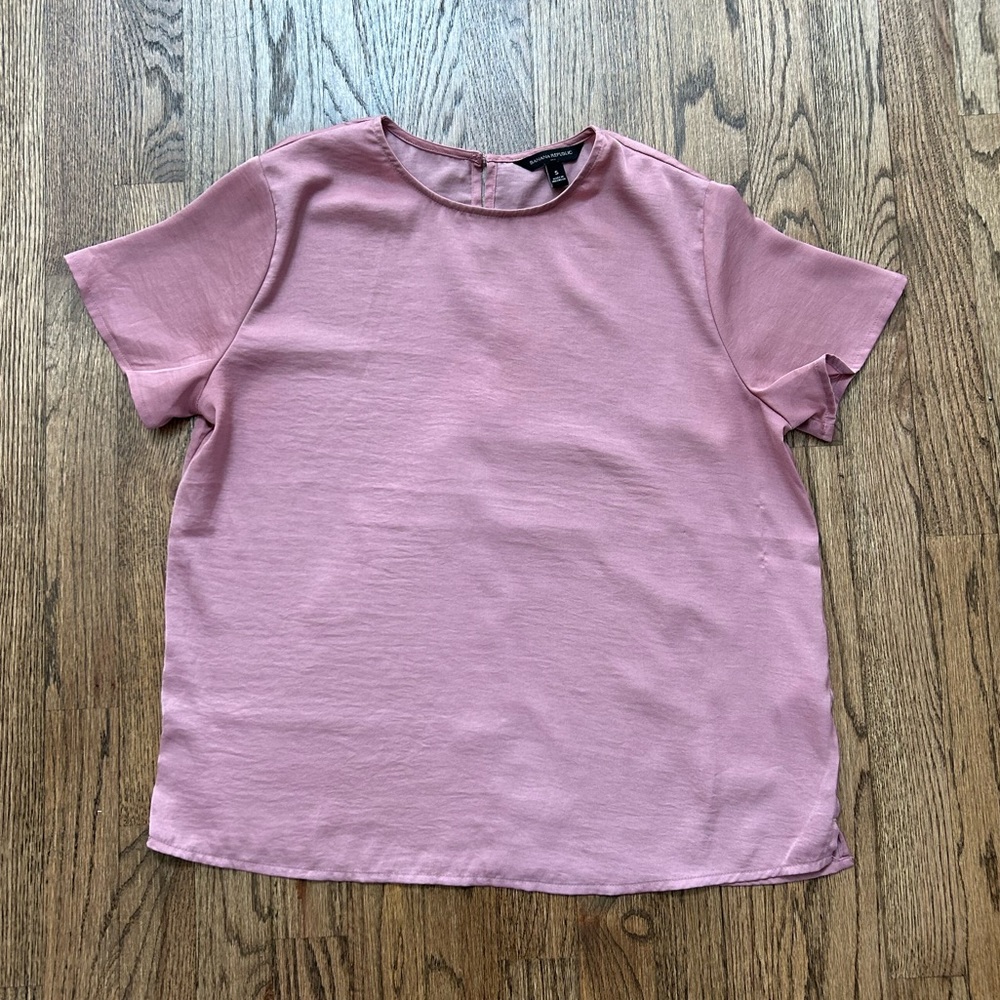 Banana Republic top, mauve pink, size small